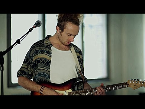 One Song.One Take: Benjamin Heart - Learn To Hold On