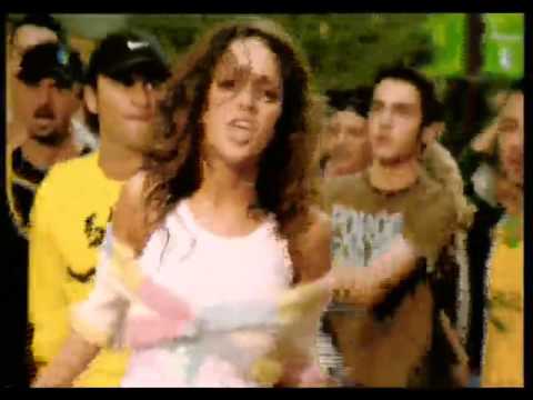 Καλομοίρα - Νομίζεις | Kalomoira - Nomizeis (Official Music Video)