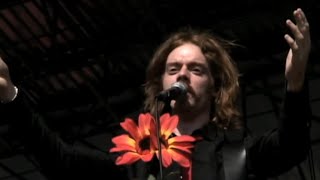 I'm From Barcelona - Treehouse (Live)