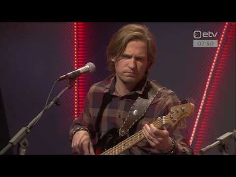 IKE RANN/IKEVALD RANNAP "Scarf On The Train"