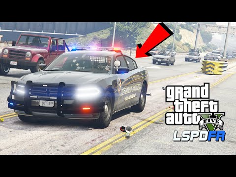GTA 5 Mod LSPDFR - Sexy Black Highway Charger - Wanted Suspect