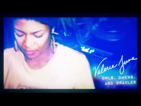 Video thumbnail for I Am In Love