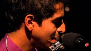 Vikesh Kapoor - I Never Knew What I Saw In You (Live on KEXP)