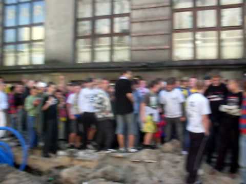 POLONIA BYTOM ARKA GDYNIA  przed Dworcem PKP