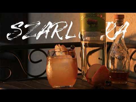 The Apple Pie Polish Drink, The Szarlotka!