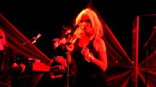 Blondie - Horizontal Twist - LIVE @ o2 Academy, Liverpool 2011
