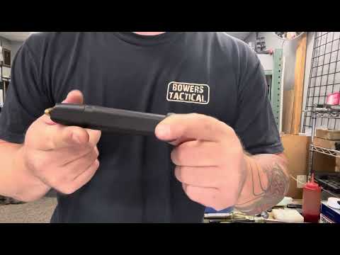 Magpul vs Glock mags. Who's better?