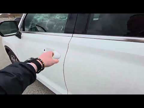 2023 Hyundai Palisade Preferred 8-Passenger AWD in White for sale at Finch Hyundai in London, ON