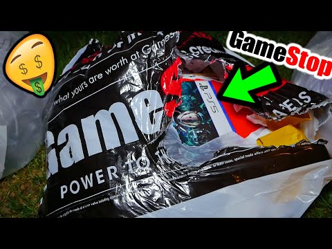 GAMESTOP EMPLOYEES Left me a JACKPOT! Dumpster Diving Speedy