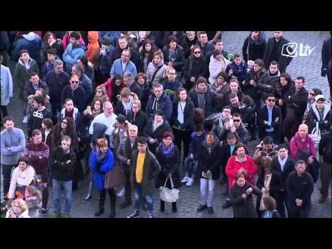 Angelus 3.1.2016. - Najveća je radost prihvatiti otajstvo svjetla i pokazati Isusa drugima