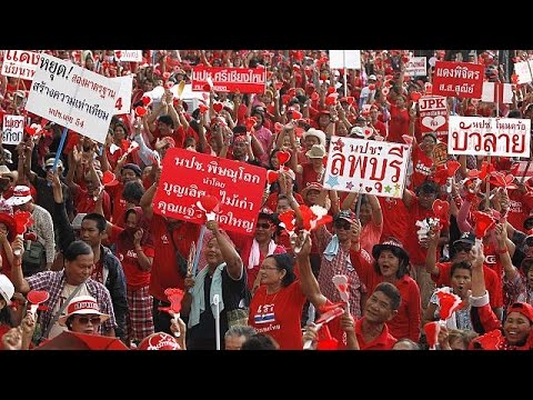 Rot, Gelb und das Militär: Das politische Farbenspiel in Thailand