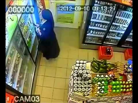 Zakonnica kradnie piwo ze sklepu