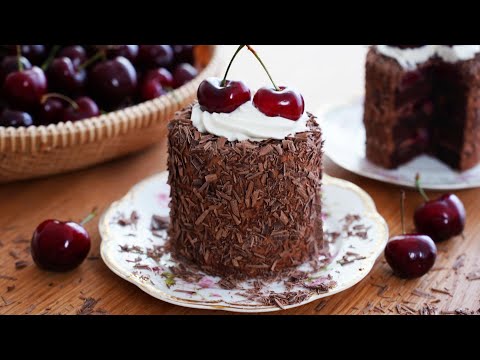 Mini Black Forest Cake Recipe 🍒 / Mini Forêt Noire / Cherry Chocolate Cake