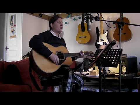 Léane - Guitare et chant - Hold back