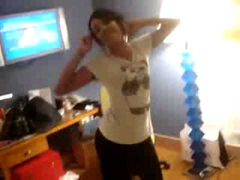 Kapri-Styles Dancing To Stanky Leg