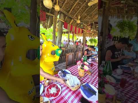 Aca Piromanac  sa orkestrom u etno restoranu "MARIN GAJ" ulepali druzenje