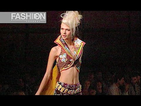YUMI KATSURA Haute Couture Fall 2002 2003 Paris - Fashion Channel