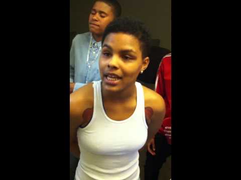 Freestyle Hit Wit La Familia 💯