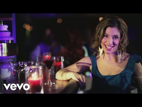 Laura Wilde - Warte bis es dunkel wird (Videoclip)