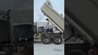 IVECO TRAKKER 500 *6x4 *FULL STEEL *EURO 5 *CHASSIS 10mm *RETARDER dump truck | Image 4 - Autoline