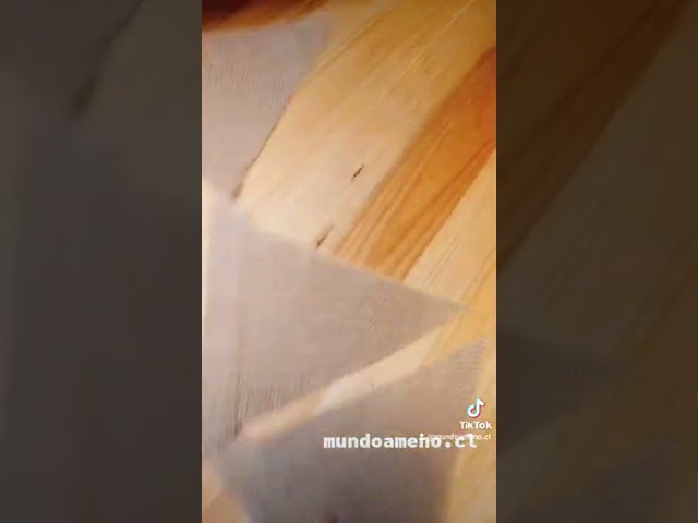 Vídeo relacionado con MEJOSER 60pcs 15metros Guirnaldas Tela Banderines de Arpillera de Imitación Banderas Triángulo Decoración Fiesta Navidad Cumpleaños Boda Bautizo Jardín Hogar