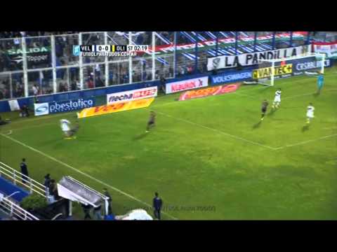 El travesaño dijo no. Vélez 0 - Olimpo 0. Fecha 18. Primera División 2015. FPT.