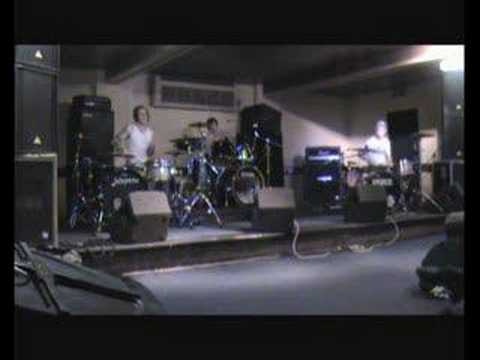 iDrum with nas n friends