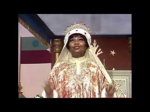Muppet Songs: Pearl Bailey - Camelot (Part 1 of 2)