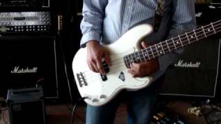 Video thumbnail for 2006 Fender Precision Bass 60th Anniversary by IplayMusic2