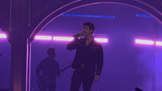 Jonas brothers singing Gotta Find You / This Is Me mashup (Camp Rock) - Tampa, FL 10/22/2025 