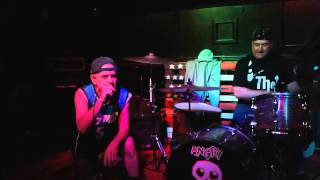 Angry Samoans - Gas Chamber (live in Reseda)