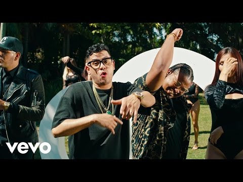 Xantos - Bailame Despacio Remix (feat. Dynell, Piso 21, Shadow Blow) | Video Oficial