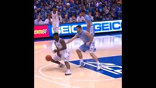 Zion Williamson's shoe EXPLODED just 30 seconds into this Duke-UNC game 🤯 #shorts
