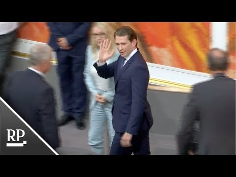 Misstrauensvotum: Opposition stürzt Kurz