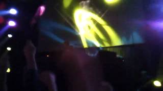 Levels-skrillex remix-performed by avicii-Pittsburgh 2012