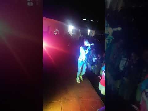 LEWIS KE performing 'Young Nigga'