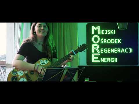 Zuzanna Niedzielska - Escape (premiera tomiku poezji w MORE)