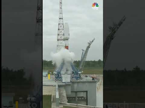 Weeks After Chandrayaan-3 Launch, Russia Blasts Off Luna-25 In Race To Moon | CNBC TV18