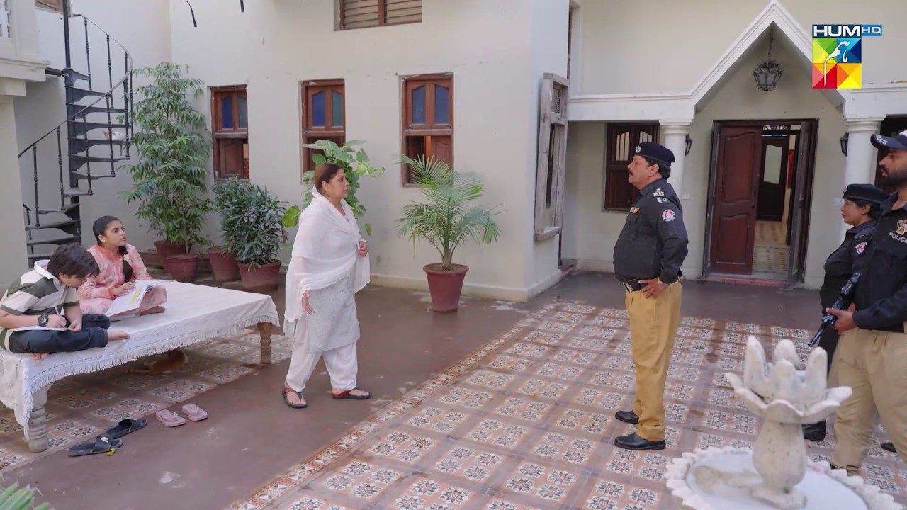 Ye Kiya Tareeka Hai Ghar Mein Ghusnay Ka..! Bombay Tailors - HUM TV