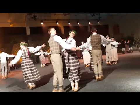 TŪGADIŅŠ PRIEKUĻU deju kolektīvs TŪGADIŅŠ vadītāja Rudīte JURCIŅA un Mārtiņš jurciņš