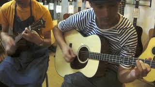 Video thumbnail for Dolphin Guitars - COLLINGS：Tenor 1 by ドルフィンギターズ江坂