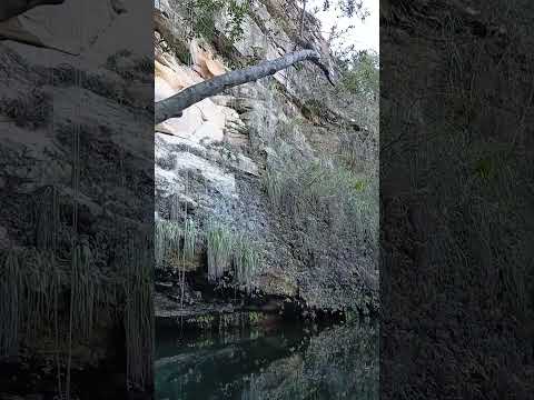 poço dos Brejos Verruga,  Vila de Igatu,  Andarai,  ChapadaDiamantina,  Bahia,  Brasil