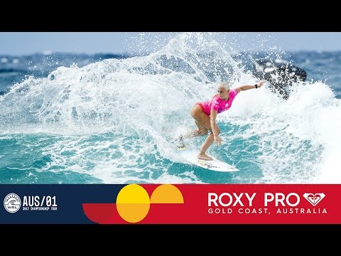 Tatiana Weston-Webb Finds Her Groove in Round One - Roxy Pro Gold Coast 2017