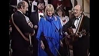 Peter Paul &amp; Mary 12-15-88 w/orchestra daytime TV performance