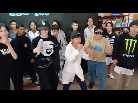 Los cracks (frutea tu escuela)