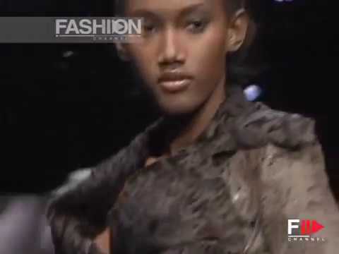 "UNDRESS Thes&Thes" Autumn Winter 2004 2005 Milan 2 of 3 by FashionChannel