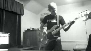 "Checklist"-Big D And The Kids Table(Bass Cover)