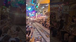 🚇🚞 TRAIN STREET AT HANOI... VIETNAM #shortsviral #SHORTS