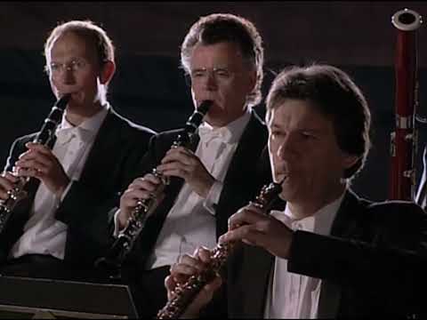 Beethoven - Egmont: Overture (Karajan)