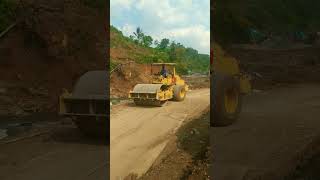 smooth wheel roller throught the mountain slope and complexing the soil part 2 #shorts #shortsvideo
